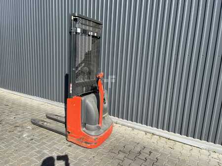 Wózek wysokiego podnoszenia 2015  Linde L12 (3)