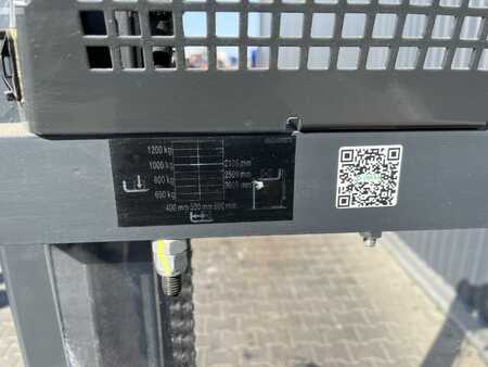 Wózek wysokiego podnoszenia 2018  Linde L10 (5)