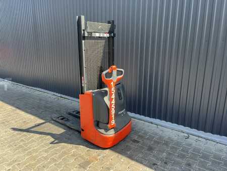 Apilador eléctrico 2018  Linde L10B (3)