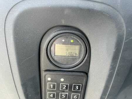 Apilador eléctrico 2018  Linde L10B (7)