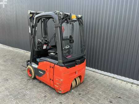 Carrelli elettrici 3 ruote 2018  Linde E15-02 (3)