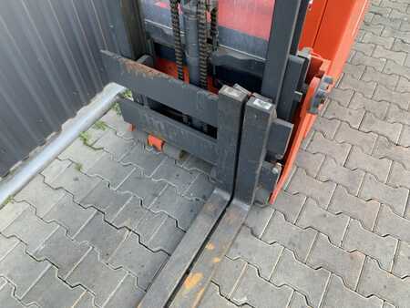 Hochhubwagen 2015  Linde L06AC (9)