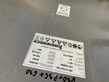 Carrelli elettrici 4 ruote 2020  Jungheinrich EFG316 (5)