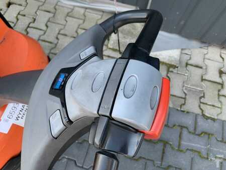 Hochhubwagen 2018  BT SWE120 (9)