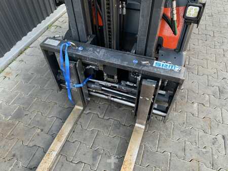 Elektromos 4 kerekű 2018  Linde E16PH-02 (9)