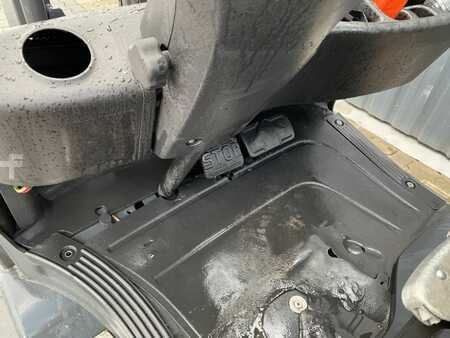 Nestekaasutrukki 2020  Linde H14T-01 (7)