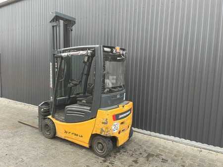 Elektro 4 Rad 2011  Jungheinrich EFG318k (3)