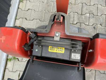 Transpallet elettrici 2021  Linde MT15 (6)