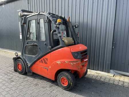 Wózki gazowe 2012  Linde H35T-01 (3)