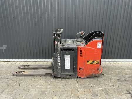 Wózki z platformą operatora 2012  Linde L12LSP (2)