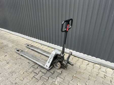 Transpallet manuali 2016  Still NV2 300TZ (3)