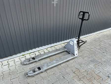 Transpallet manuali 2016  Still NV2 300TZ (1)