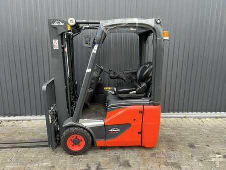 3-wiel elektrische heftrucks 2015  Linde E12-02 (2)