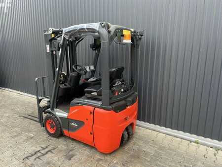 3-wiel elektrische heftrucks 2015  Linde E12-02 (3)