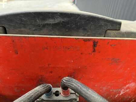 Tahač 2019  Linde P30C (4)