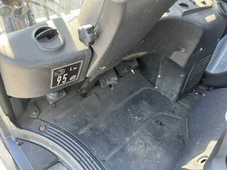 Wózki gazowe  Linde H20T-01 (9)