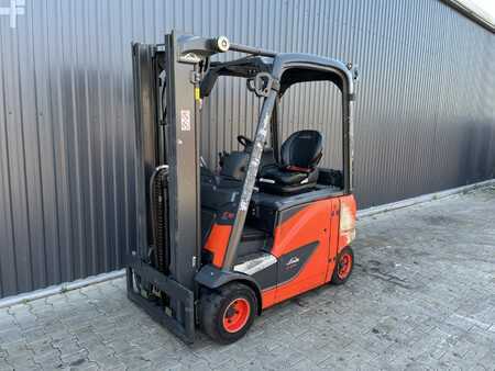 Elektryczne 4-kołowe  Linde E18PH-02 (1)