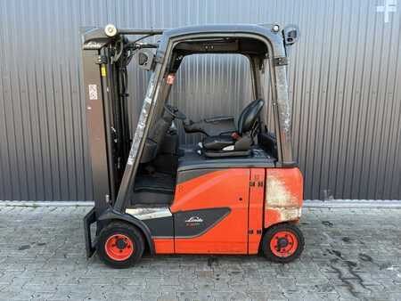 Elektryczne 4-kołowe  Linde E18PH-02 (2)