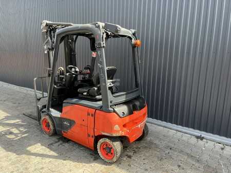 Elektryczne 4-kołowe  Linde E16P-02 (3)