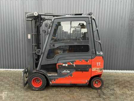 Elektryczne 4-kołowe 2022  Linde E35HL-01 (2)