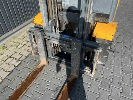 Dieselstapler 2012  Jungheinrich DFG430s (6)