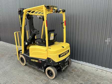 Elektryczne 4-kołowe 2020  Hyster J1.6XN (3)