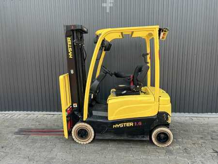 Elektryczne 4-kołowe 2020  Hyster J1.6XN (2)