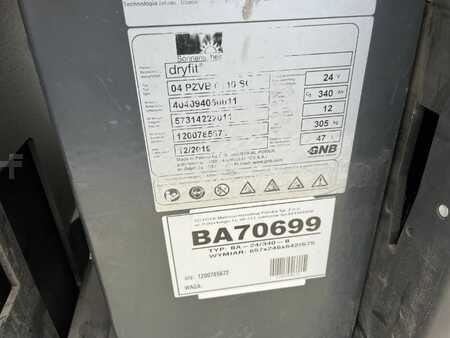 Chariots tracteurs 2020  BT TSE300 (6)