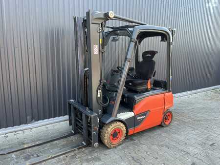 Elektryczne 4-kołowe  Linde E16P-02 (1)