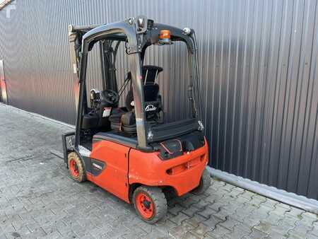 Elektryczne 4-kołowe  Linde E16P-02 (3)