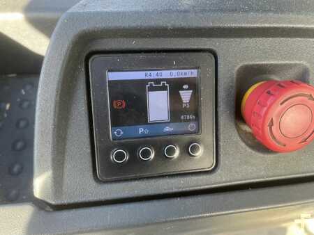 Tahač 2020  Jungheinrich EZS130 (6)