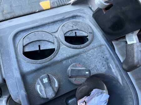 Nestekaasutrukki 2016  Jungheinrich TFGS50 (6)