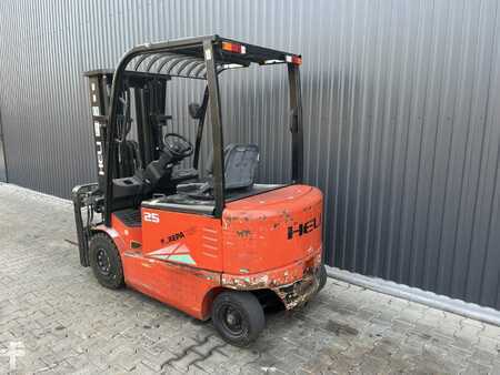 Eléctrico - 4 rodas 2014  Heli CPD25 (3)