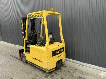 Chariots électriques à 3 roues 2002  Hyster J1.60XMT (3)