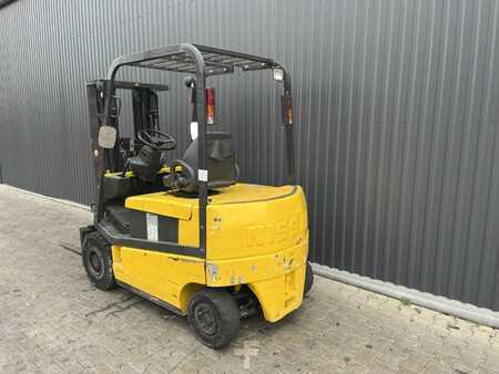 Elektro čtyřkolový VZV 2003  Nissan Q02L25CU (3)