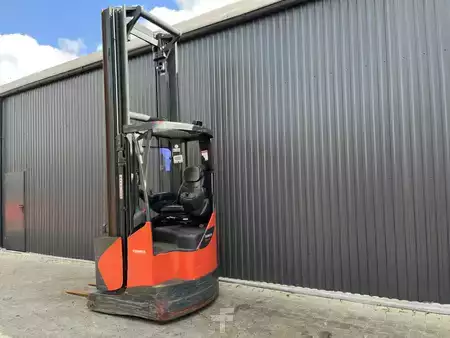 Schubmaststapler 2020  Linde R14X (3)