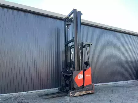 Carrelli retrattili 2020  Linde R14X (1)