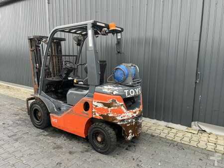 Nestekaasutrukki 2021  Toyota 8FGF20 (3)