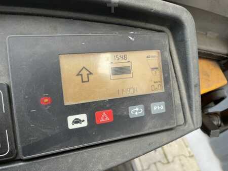 Rebocador 2019  Jungheinrich EZS570 (5)