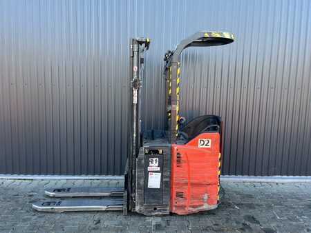 VZV s plošinou pro řidiče 2017  Linde D14SP (2)