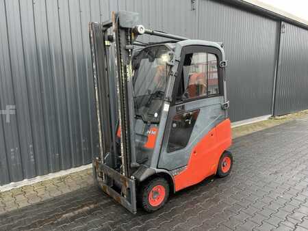 Empilhador a gás 2014  Linde H14T-01 (1)
