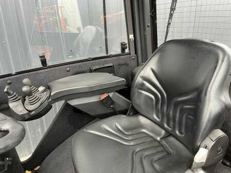 Empilhador a gás 2014  Linde H14T-01 (8)