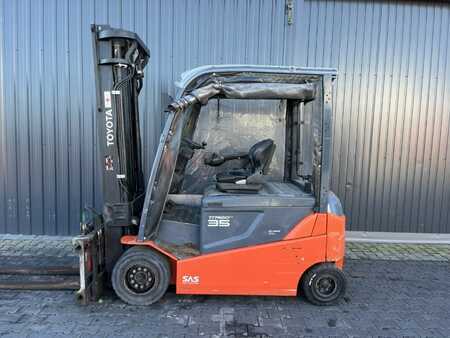 Sähkö - 4 pyör 2014  Toyota 8FBMT35 (2)