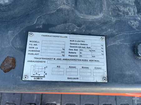 Sähkö - 4 pyör 2014  Toyota 8FBMT35 (6)