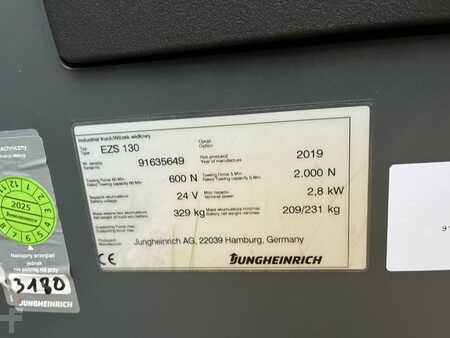 Chariots tracteurs 2019  Jungheinrich EZS130 (4)