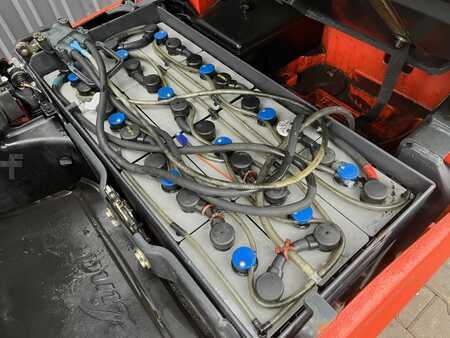 Elektryczne 3-kołowe 2012  Linde E12-01 (7)