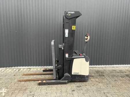 Pallestabler 2012  Crown SHR5520-1.13 (2)