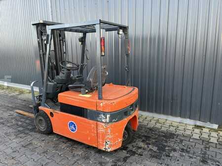 Elektryczne 3-kołowe 1998  Nissan GN01L16U (3)