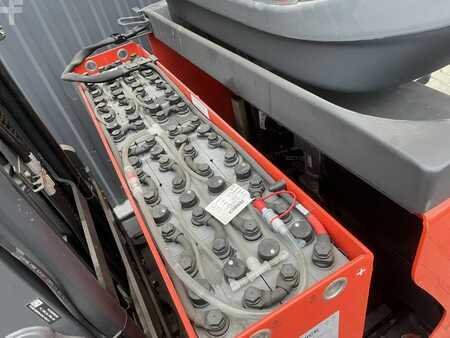 Tolóoszlopos targonca 2018  Linde R12B-01 (8)