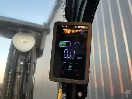 Elektro čtyřkolový VZV 2025  AntOn CBH 2.5 (6)
